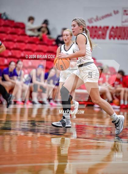 Thumbnail 1 in Elkins @ Flippin photogallery.