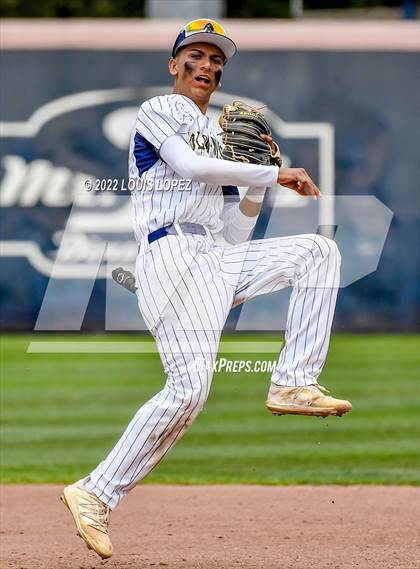 Thumbnail 3 in Anaheim vs. Estancia (CIF SS DIV 6 Championship Final) photogallery.