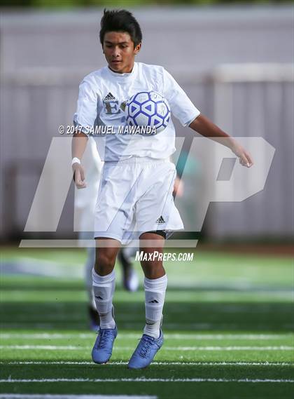 Thumbnail 2 in Taft vs El Camino Real photogallery.