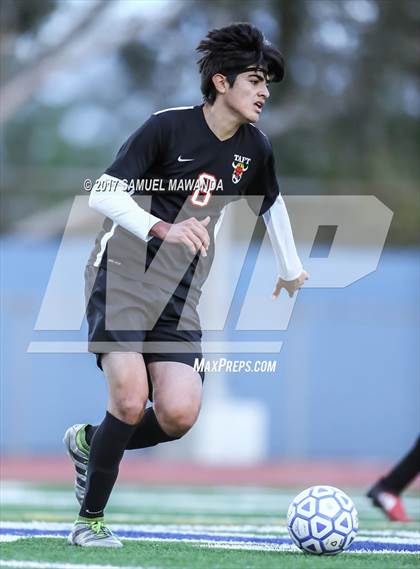 Thumbnail 1 in Taft vs El Camino Real photogallery.