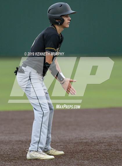 Thumbnail 2 in Italy vs Bosqueville (UIL 2A Area Playoff) photogallery.