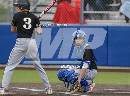 Thumbnail 3 in Italy vs Bosqueville (UIL 2A Area Playoff) photogallery.