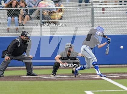 Thumbnail 2 in Italy vs Bosqueville (UIL 2A Area Playoff) photogallery.