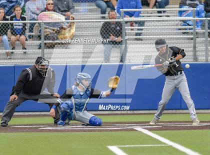 Thumbnail 3 in Italy vs Bosqueville (UIL 2A Area Playoff) photogallery.