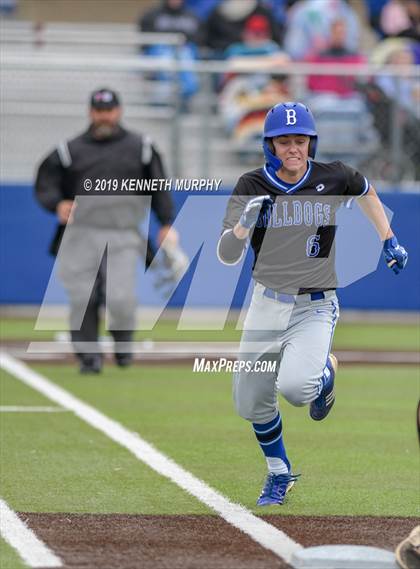 Thumbnail 3 in Italy vs Bosqueville (UIL 2A Area Playoff) photogallery.