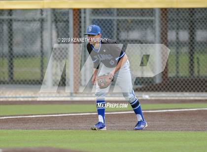 Thumbnail 1 in Italy vs Bosqueville (UIL 2A Area Playoff) photogallery.
