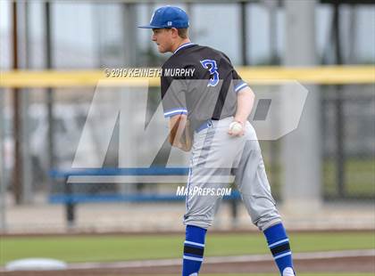 Thumbnail 2 in Italy vs Bosqueville (UIL 2A Area Playoff) photogallery.