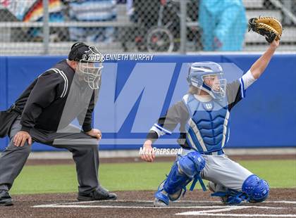 Thumbnail 3 in Italy vs Bosqueville (UIL 2A Area Playoff) photogallery.