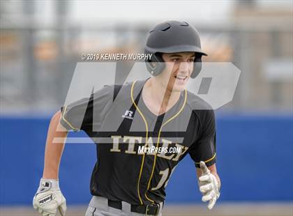Thumbnail 2 in Italy vs Bosqueville (UIL 2A Area Playoff) photogallery.