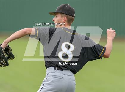 Thumbnail 2 in Italy vs Bosqueville (UIL 2A Area Playoff) photogallery.