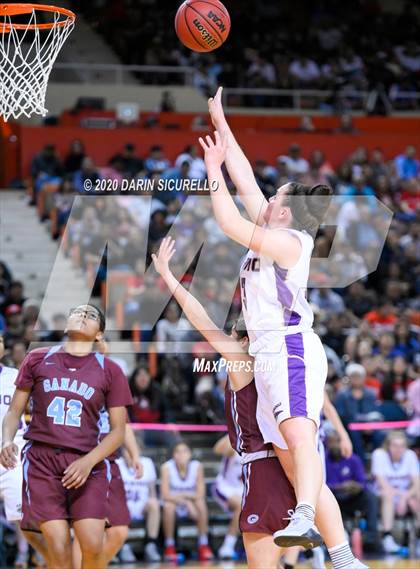 Thumbnail 2 in Ganado vs Sabino (AIA 3A Semifinals) photogallery.