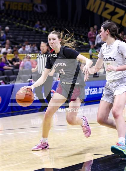 Thumbnail 1 in Doniphan vs Benton (MSHSAA Class 4 Championship) photogallery.