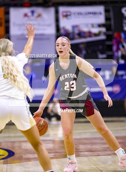 Thumbnail 2 in Doniphan vs Benton (MSHSAA Class 4 Championship) photogallery.