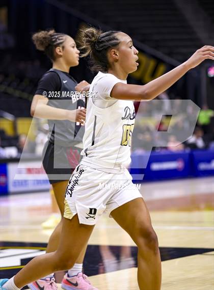 Thumbnail 3 in Doniphan vs Benton (MSHSAA Class 4 Championship) photogallery.