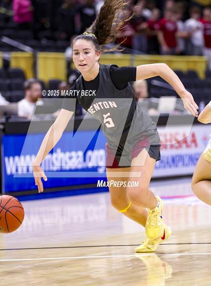 Thumbnail 1 in Doniphan vs Benton (MSHSAA Class 4 Championship) photogallery.