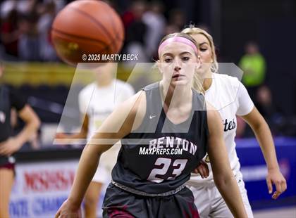 Thumbnail 1 in Doniphan vs Benton (MSHSAA Class 4 Championship) photogallery.