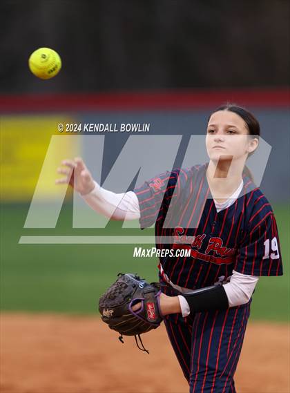 Thumbnail 1 in Hernando @ South Panola photogallery.