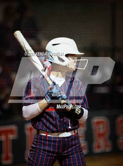 Thumbnail 2 in Hernando @ South Panola photogallery.