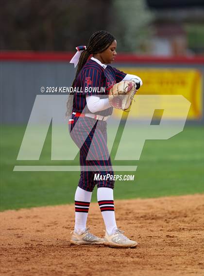 Thumbnail 3 in Hernando @ South Panola photogallery.