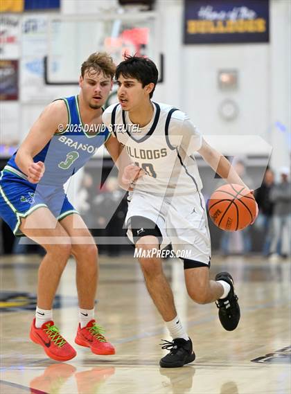 Thumbnail 2 in Branson vs. Gridley (Gridley Invitational) photogallery.