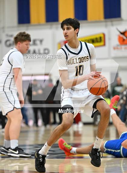 Thumbnail 3 in Branson vs. Gridley (Gridley Invitational) photogallery.