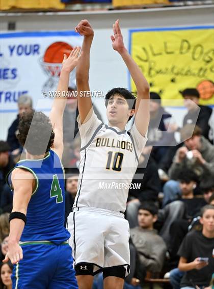 Thumbnail 1 in Branson vs. Gridley (Gridley Invitational) photogallery.