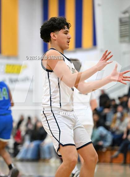 Thumbnail 3 in Branson vs. Gridley (Gridley Invitational) photogallery.