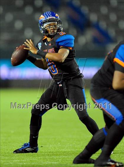 Thumbnail 1 in De La Salle vs. Westlake (CIF State Open Division Final) photogallery.