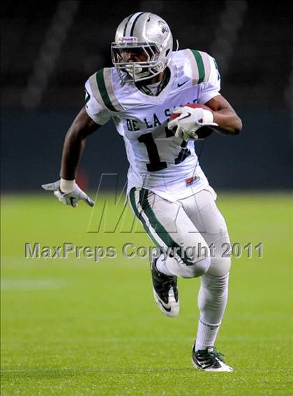 Thumbnail 1 in De La Salle vs. Westlake (CIF State Open Division Final) photogallery.