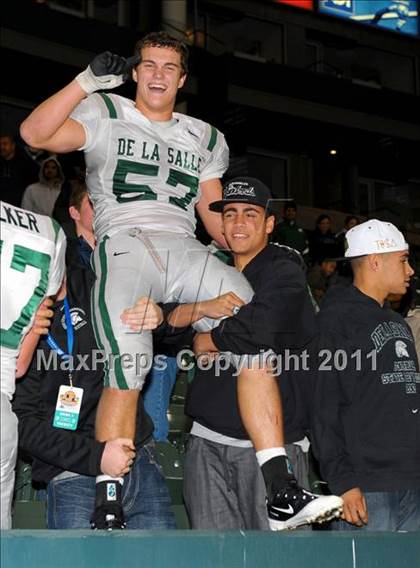 Thumbnail 3 in De La Salle vs. Westlake (CIF State Open Division Final) photogallery.