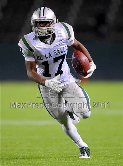 Thumbnail 3 in De La Salle vs. Westlake (CIF State Open Division Final) photogallery.