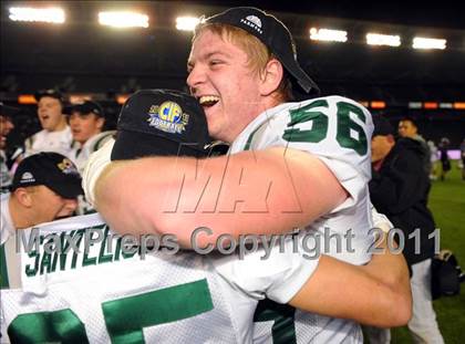 Thumbnail 2 in De La Salle vs. Westlake (CIF State Open Division Final) photogallery.