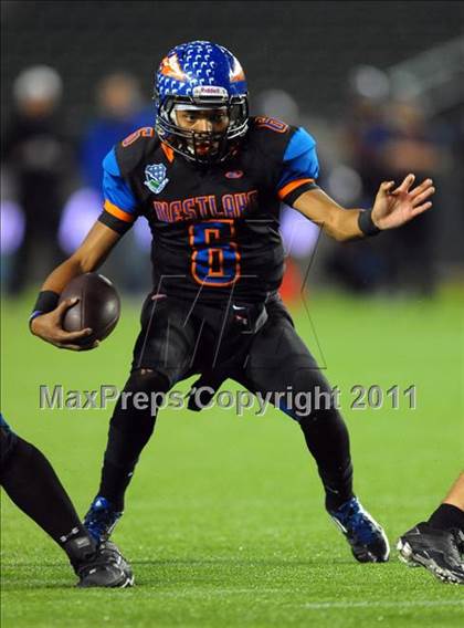 Thumbnail 3 in De La Salle vs. Westlake (CIF State Open Division Final) photogallery.