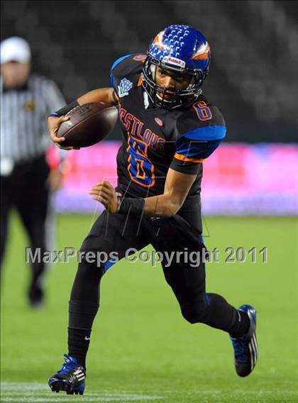 Thumbnail 1 in De La Salle vs. Westlake (CIF State Open Division Final) photogallery.