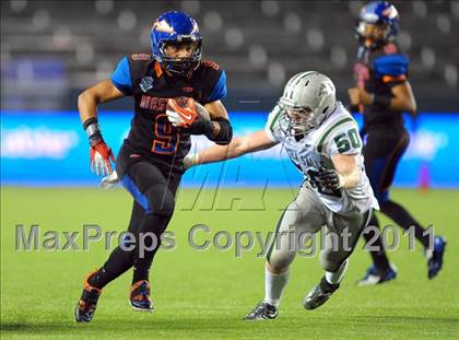 Thumbnail 2 in De La Salle vs. Westlake (CIF State Open Division Final) photogallery.