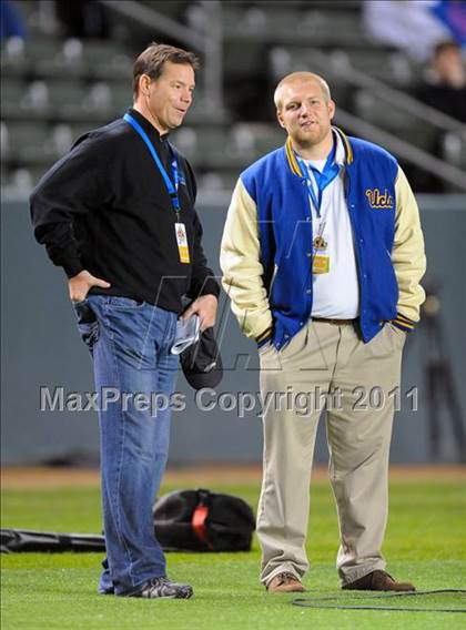 Thumbnail 3 in De La Salle vs. Westlake (CIF State Open Division Final) photogallery.