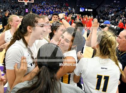 Thumbnail 2 in Folsom vs. Oak Ridge (CIF SJS D1 Final) photogallery.