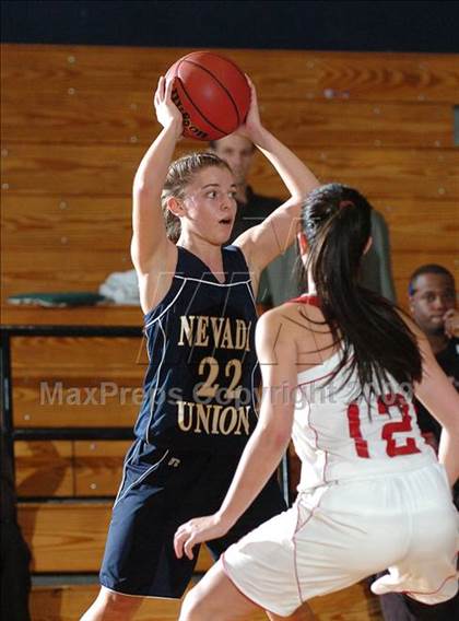 Thumbnail 2 in Nevada Union vs. Lodi (CIF SJS D1 Playoffs) photogallery.