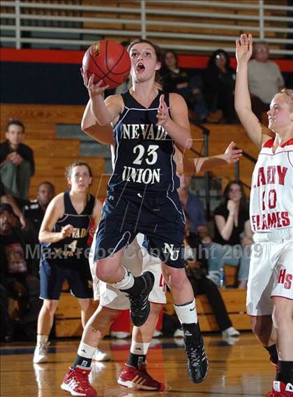 Thumbnail 2 in Nevada Union vs. Lodi (CIF SJS D1 Playoffs) photogallery.
