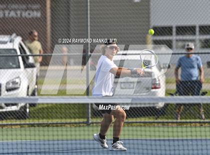 Thumbnail 1 in Alexandria-Monroe @ Lapel photogallery.