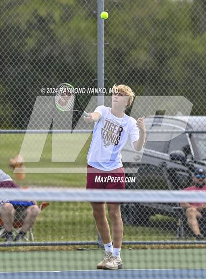 Thumbnail 2 in Alexandria-Monroe @ Lapel photogallery.