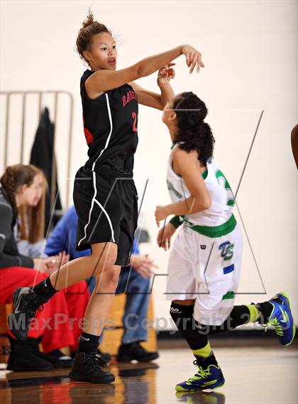 Thumbnail 3 in Doherty vs. Rangeview (Rock Canyon/ThunderRidge Tournament) photogallery.