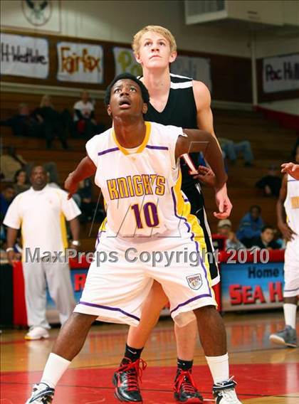 Thumbnail 2 in Harvard-Westlake vs. Lynwood (Pacific Shores Tournament) photogallery.