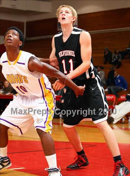 Thumbnail 3 in Harvard-Westlake vs. Lynwood (Pacific Shores Tournament) photogallery.
