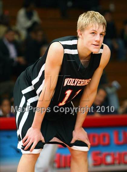 Thumbnail 3 in Harvard-Westlake vs. Lynwood (Pacific Shores Tournament) photogallery.