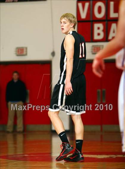 Thumbnail 3 in Harvard-Westlake vs. Lynwood (Pacific Shores Tournament) photogallery.