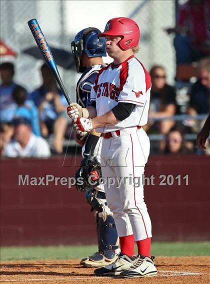 Thumbnail 2 in Fort Bend Clements @ Memorial (UIL 5A Region III Semifinal) photogallery.