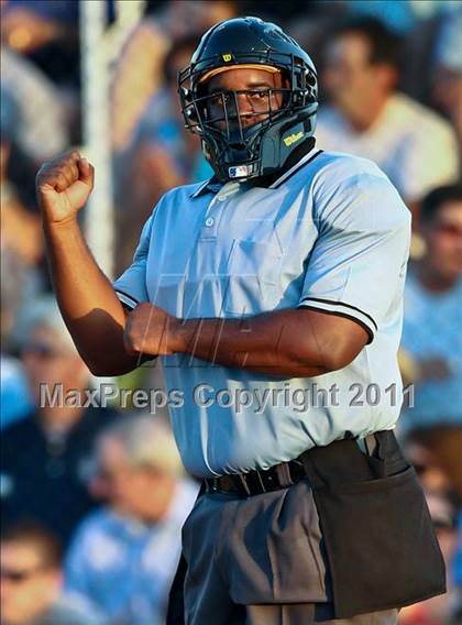 Thumbnail 2 in Fort Bend Clements @ Memorial (UIL 5A Region III Semifinal) photogallery.