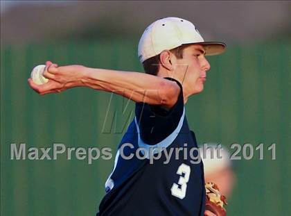 Thumbnail 3 in Fort Bend Clements @ Memorial (UIL 5A Region III Semifinal) photogallery.