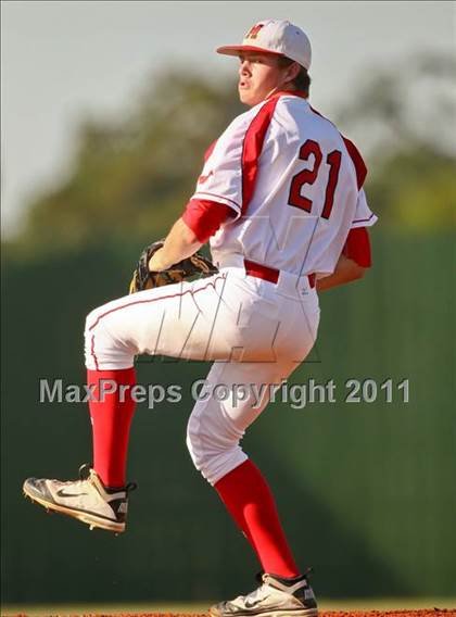 Thumbnail 1 in Fort Bend Clements @ Memorial (UIL 5A Region III Semifinal) photogallery.